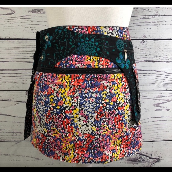 DISIGNED Festival Reversible Pocket Belt Skirt - Picture 3 of 4